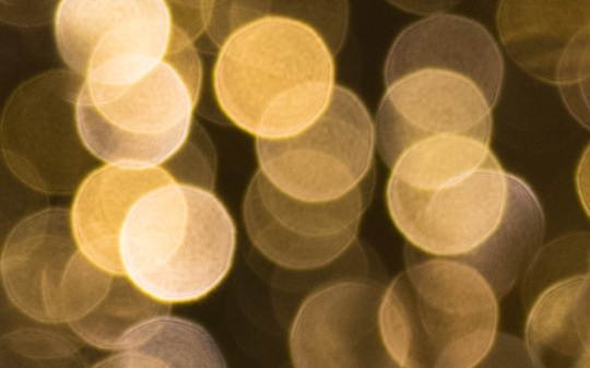 外媒称索尼24-70GM可与高素质定焦比肩-影像