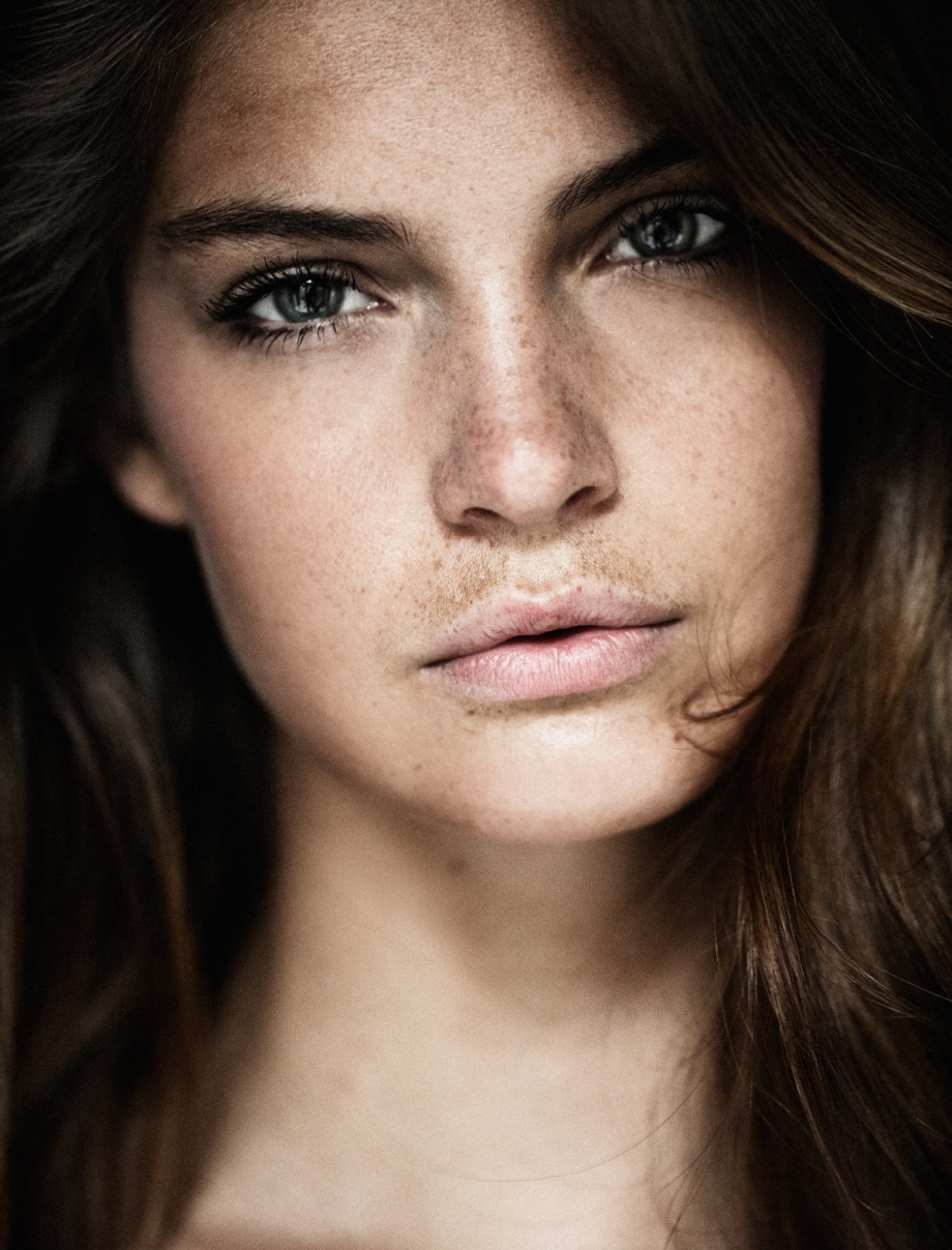 carsten witte:素颜雀斑女孩
