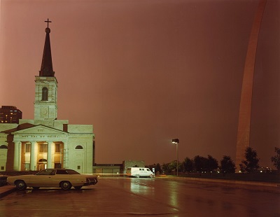 Joel Meyerowitz, The OldCathedral and the Arch, 1978.jpg