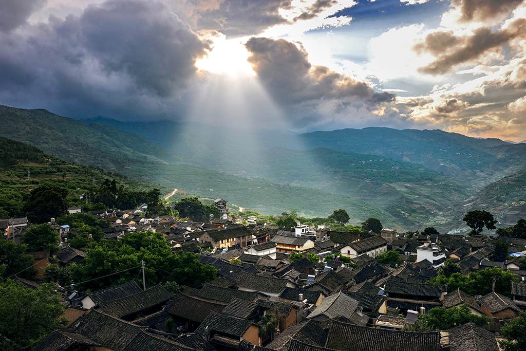 "天下茶尊 滇红凤庆"全国摄影大展征稿启事