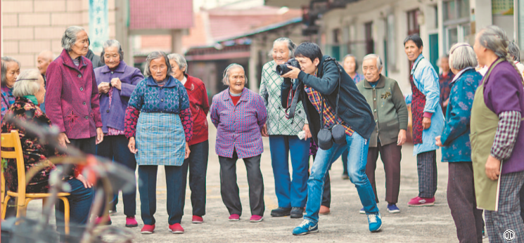 人民摄影张德林图片