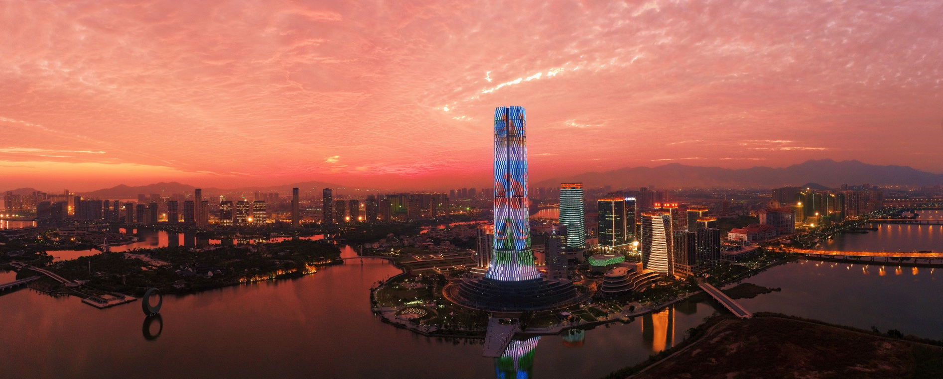 《集美新城》杨景初.png