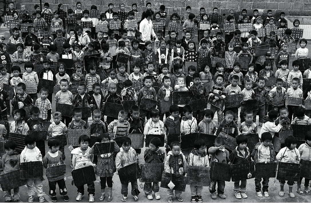 2011 山村小学（云南） .jpg