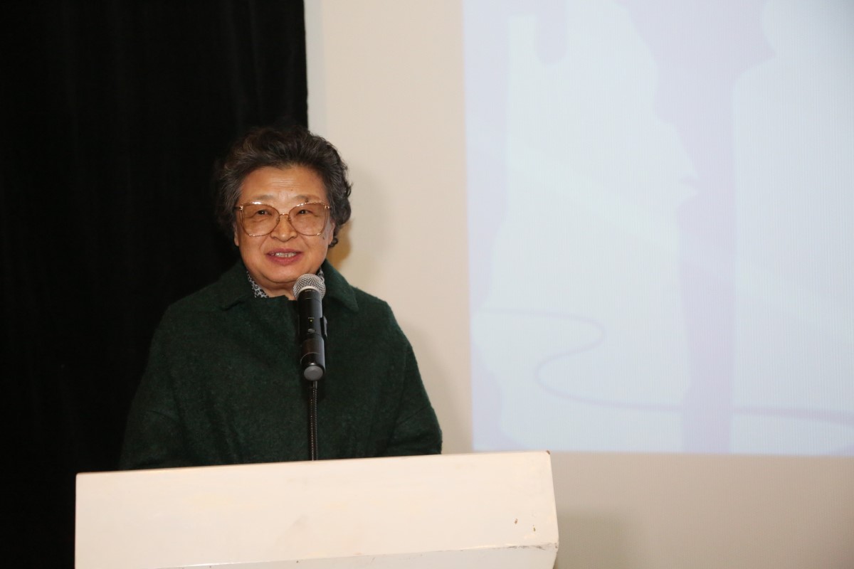 开国元帅贺龙之女贺晓明致辞。.jpg