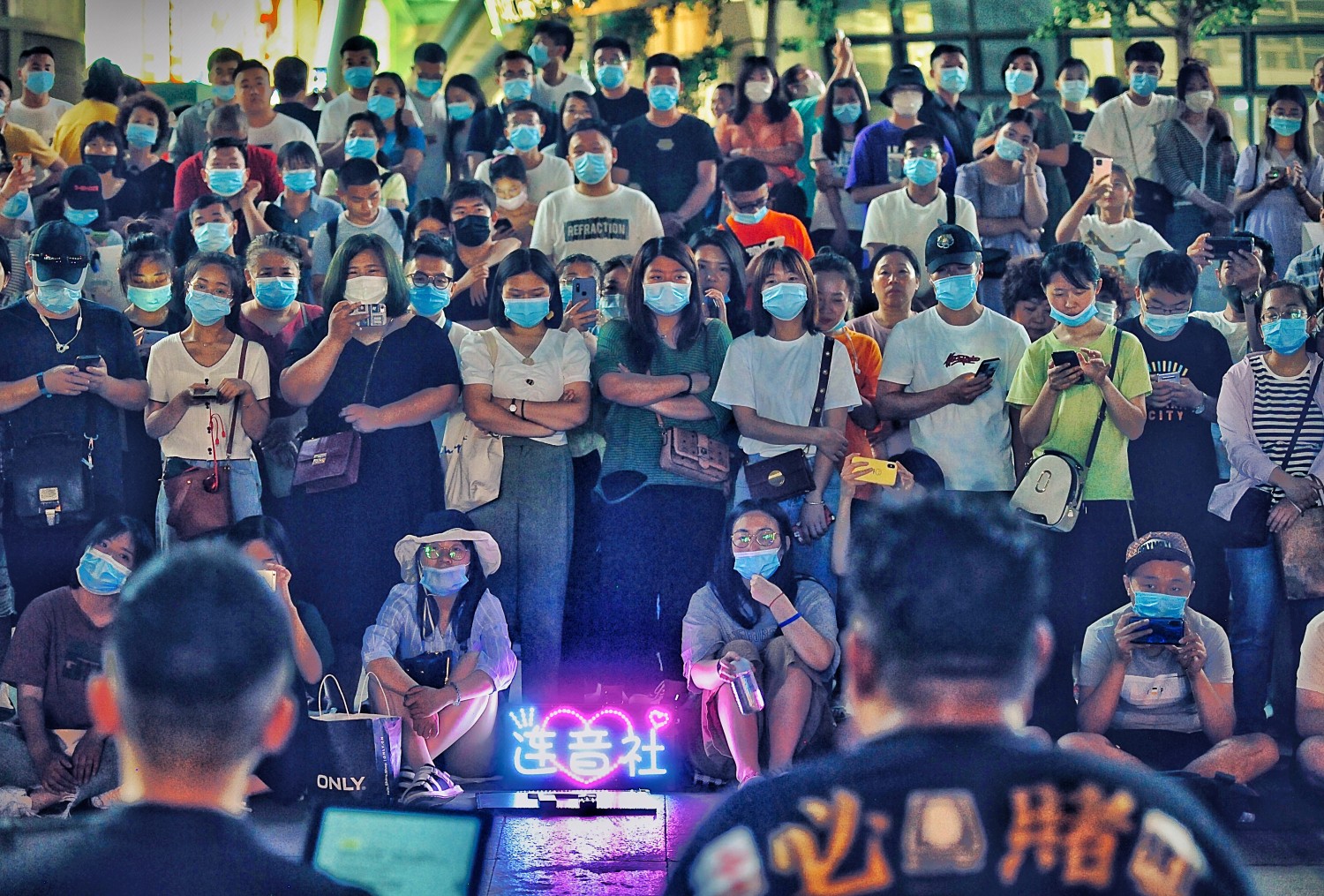 《唱响夜生活》赵天羿15662701220.jpg