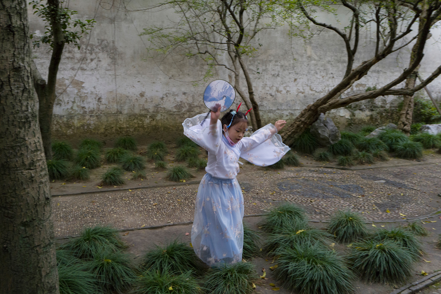 工坊作品 | 纪荷香：园林里的孩童