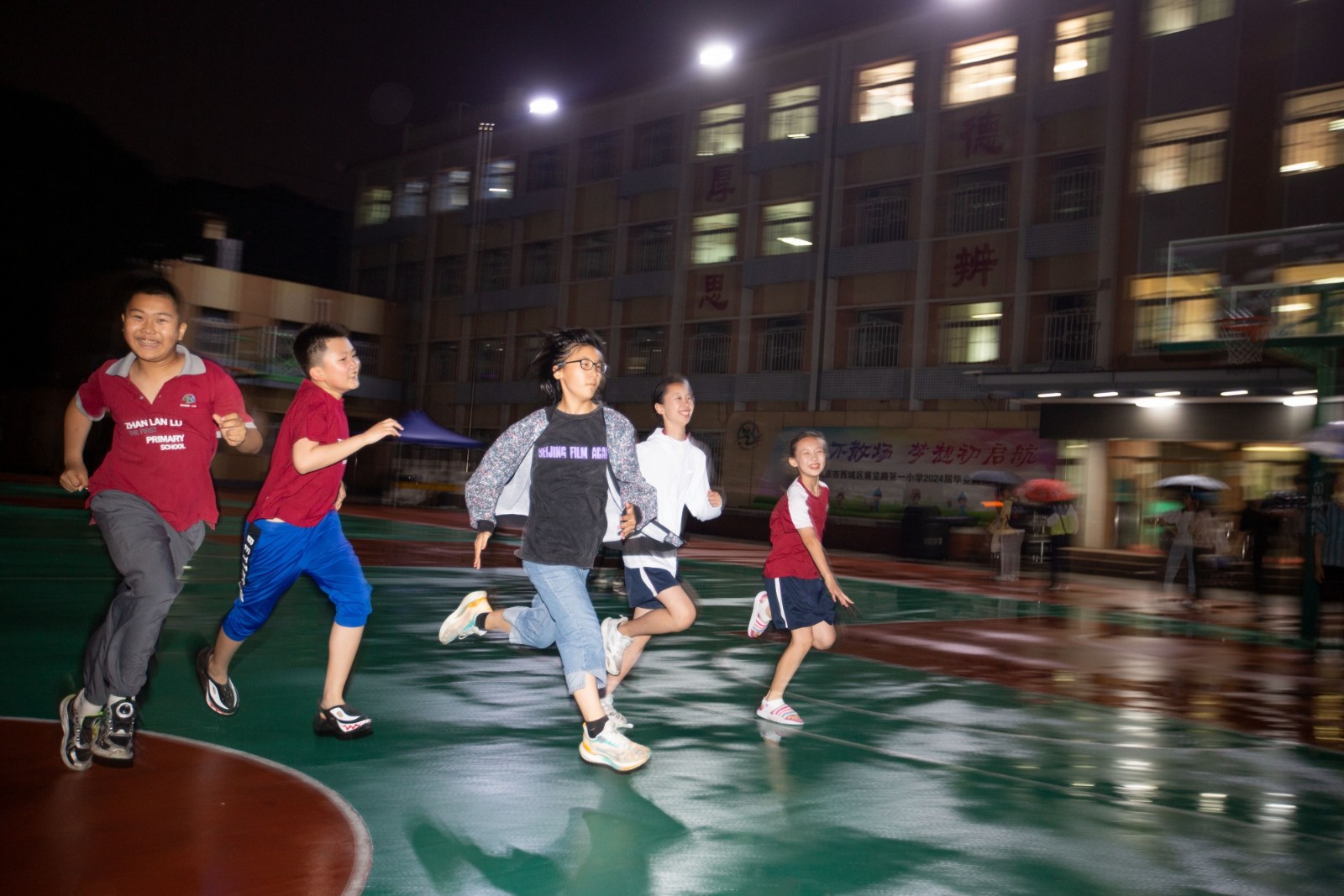 毕业前最后一次夜跑_副本.jpg